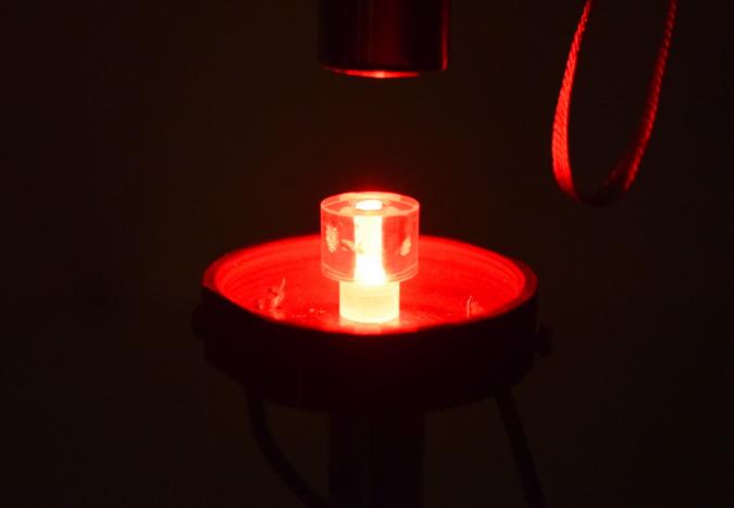 Researchers find new MASER material that could revolutionise imaging and sensing